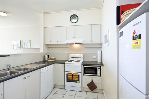 Lornebeach Apartments - Accommodation Bookings 34