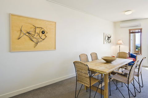 Lornebeach Apartments - Accommodation Bookings 14