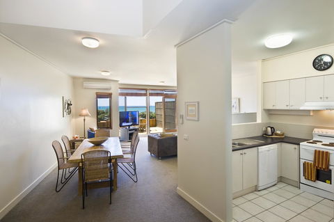 Lornebeach Apartments - Accommodation Bookings 38