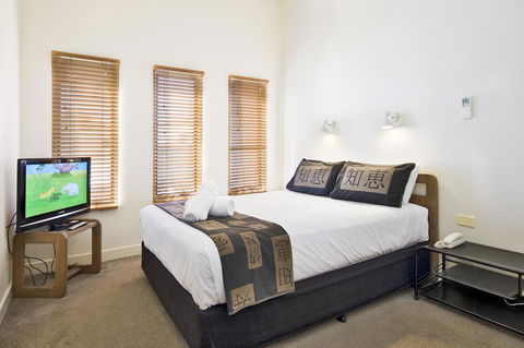 Lornebeach Apartments - Accommodation Bookings 21