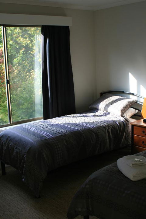 Strathmore Farm B&B - Accommodation Bookings 10