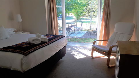 On The Banks - Accommodation Bookings 3