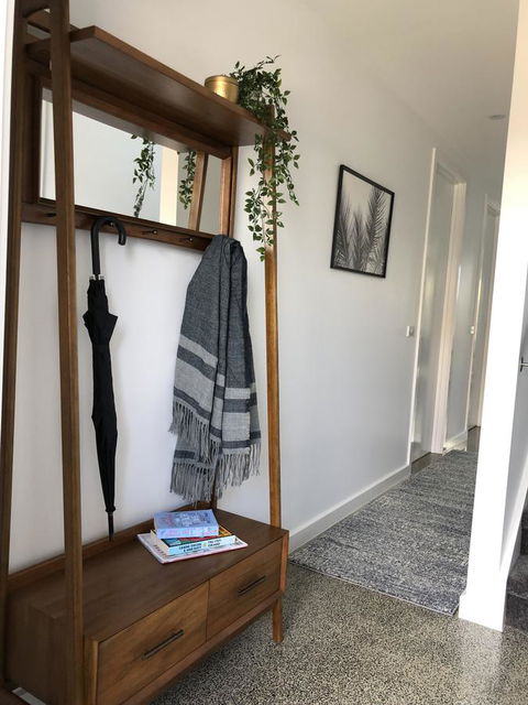 Escape On Birch - Accommodation Bookings 25