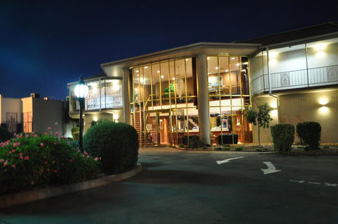Quality Hotel Melbourne Airport - Accommodation Bookings 11