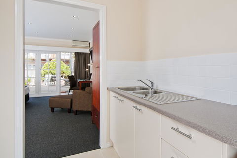 Quality Hotel Melbourne Airport - Accommodation Bookings 16