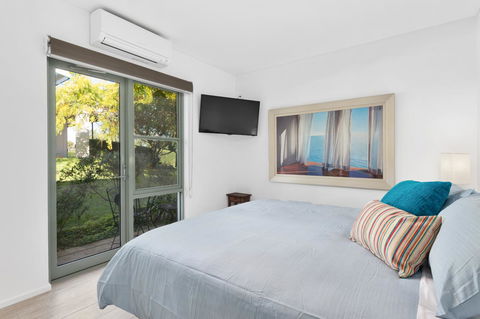 7 & 8 Monte Vista Sorrento - Accommodation Bookings 4