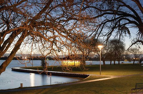 Lake Wendouree Luxury Apartments - Accommodation Bookings 1
