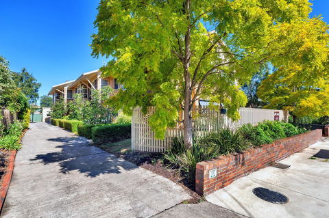 Lake Wendouree Luxury Apartments - Accommodation Bookings 8