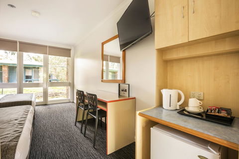 Burvale Hotel - Accommodation Bookings 36