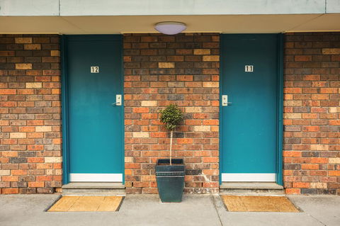 Burvale Hotel - Accommodation Bookings 14