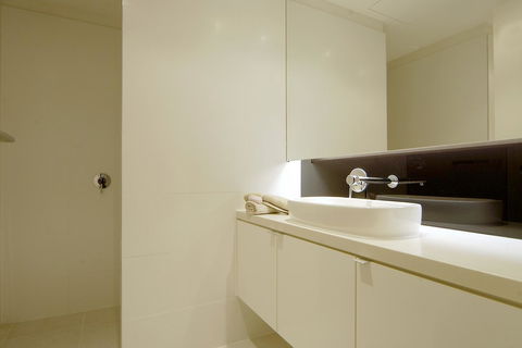 C-Scape Water Front Apartment - Accommodation Bookings 8