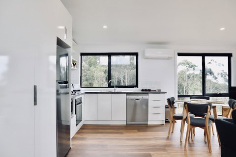 By Moonlight - Accommodation Bookings 2