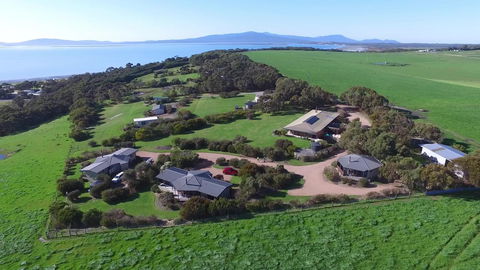 Limosa Rise - Accommodation Bookings 2