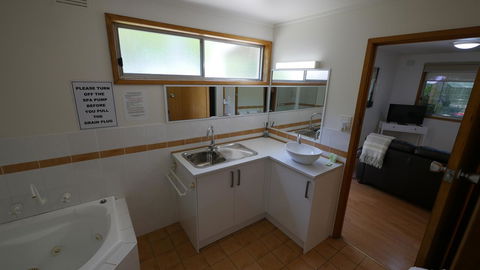 Adina Lodge Holiday Apartments - Accommodation Bookings 25