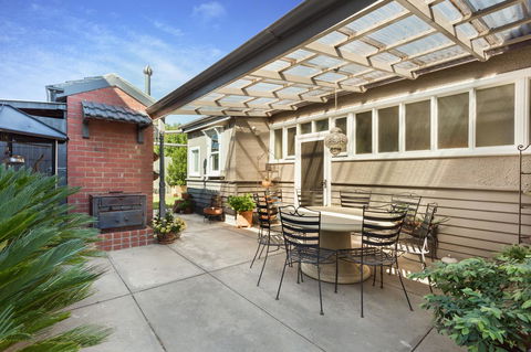 HogmortHomes Neale Street - Accommodation Bookings 11