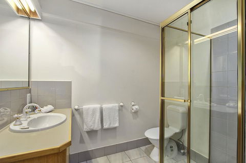 Knox International Hotel And Apartments - Accommodation Bookings 17