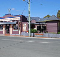 The Bears Went Over The Mountain - Accommodation Bookings