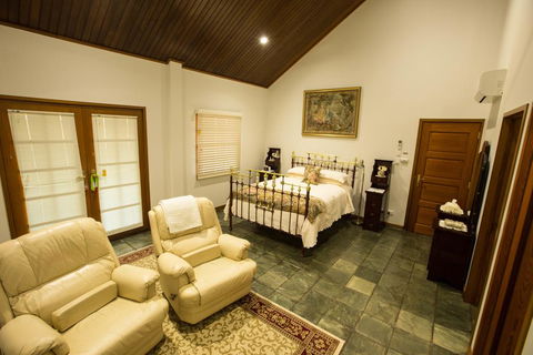The Block Vista B&B - Accommodation Bookings 1