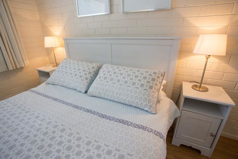 The Blue Door Villa - Accommodation Bookings 2