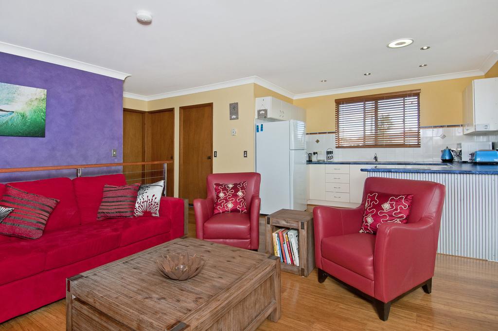 THE BOARDROOM ON BANKSIA - 11 Banksia Ave Bonny Hills - thumb 0