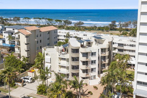 The Burlington Holiday Apartments - Accommodation Bookings 2