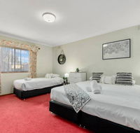 The Calzburg Guest Home - Accommodation Bookings