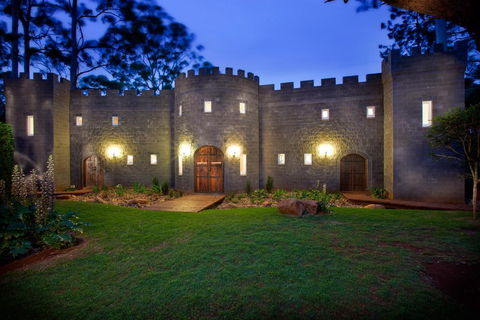 The Castle On Tamborine - Accommodation Bookings 0