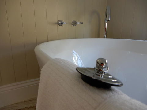 The Chapel Deloraine - Accommodation Bookings 3