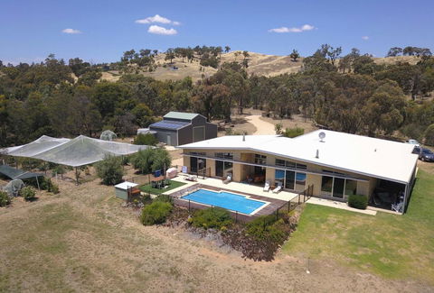 The Chocolate Lily Bed & Breakfast - Accommodation Bookings 2