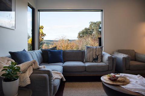The Clubhouse - Accommodation Bookings 1