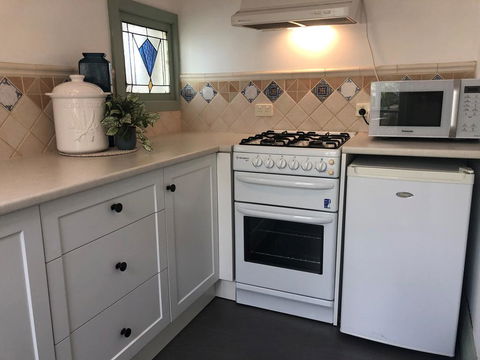 The Coach House - Accommodation Bookings 2