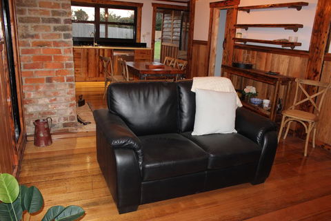 The Cottage - Accommodation Bookings 2