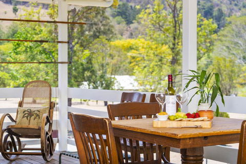 The Cottage On Lamington - Accommodation Bookings 1