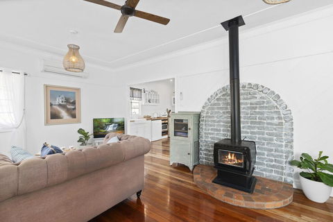 The Cottage On Lamington - Accommodation Bookings 2