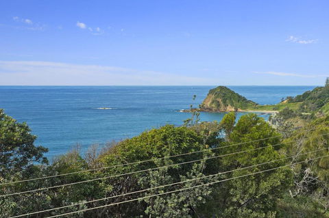 The Crest 8 33 Pacific Drive - Accommodation Bookings 1