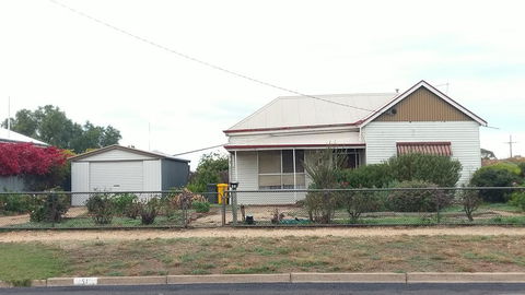 The Crooked Cottage - Accommodation Bookings 1