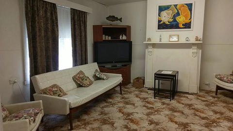 The Crooked Cottage - Accommodation Bookings 2