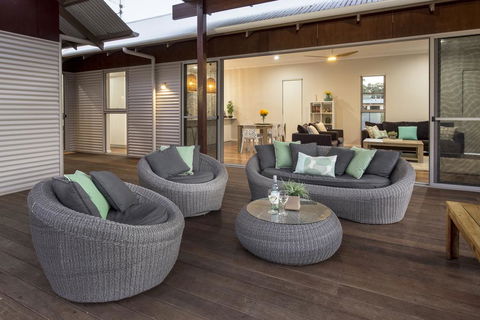The Deck - Accommodation Bookings 0