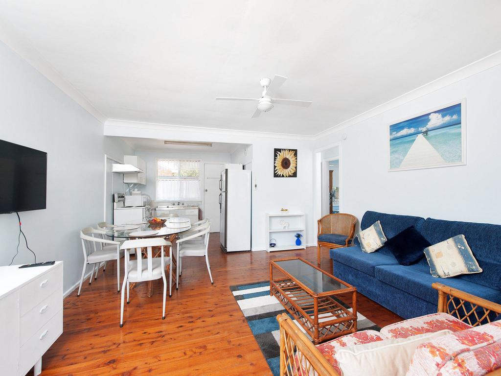  Accommodation Bookings