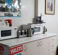 The Eastern Hotel - Accommodation Bookings