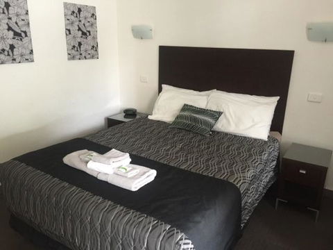 The Esplanade Motel - Accommodation Bookings 0