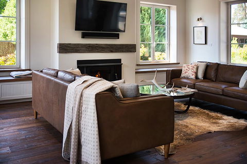 The French House - Accommodation Bookings 1