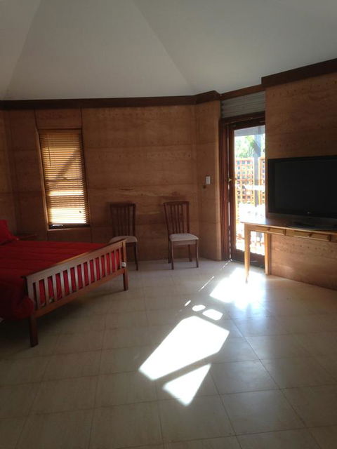 The Folly - Accommodation Bookings 2