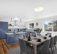 The Gathering Ground - spacious entertainer in Toowoomba City - Accommodation Bookings