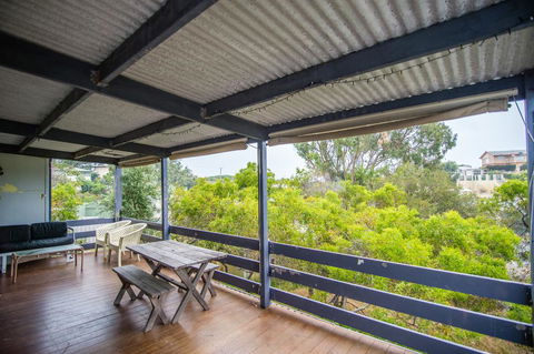 The Gee Beach House - Accommodation Bookings 1