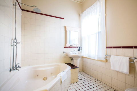 The Glenferrie Hotel Hawthorn - Accommodation Bookings 1