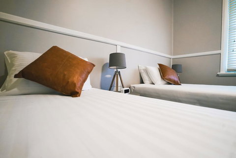 The Greenroof - Accommodation Bookings 2