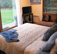 The Gurdies Room with Amazing Sunset Views - Accommodation Bookings