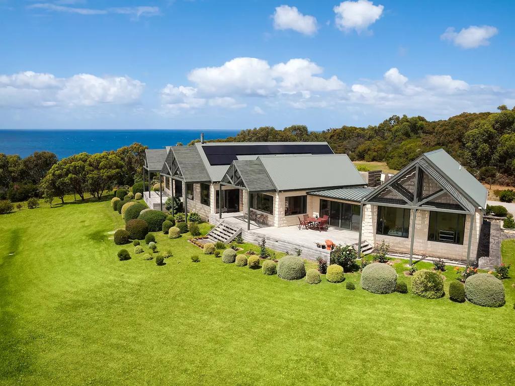 Marengo VIC Accommodation Bookings