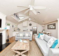 The Hamptons Beach House on Dutchies - Accommodation Bookings